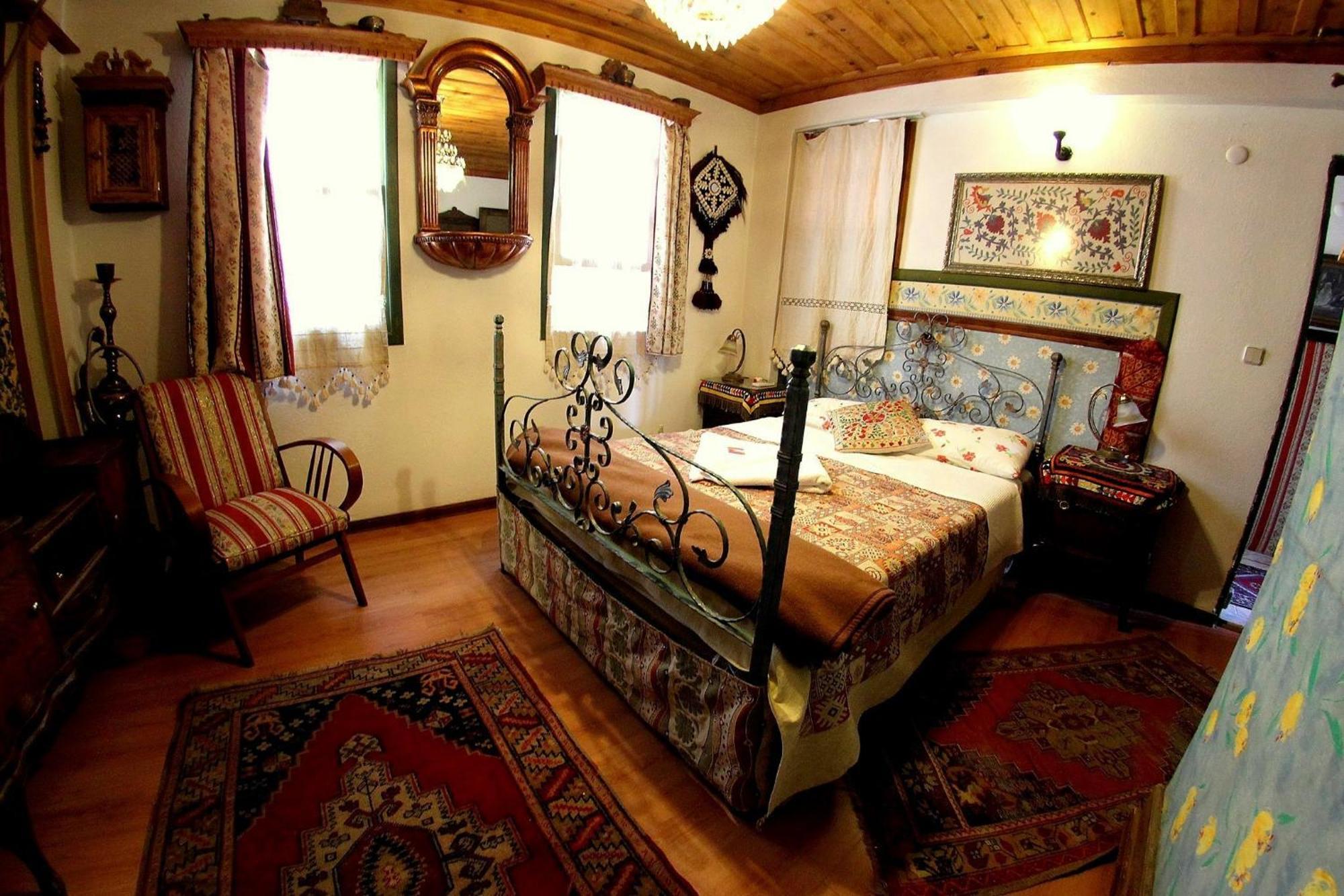 Homeros Pension & Guesthouse Selcuk ภายนอก รูปภาพ