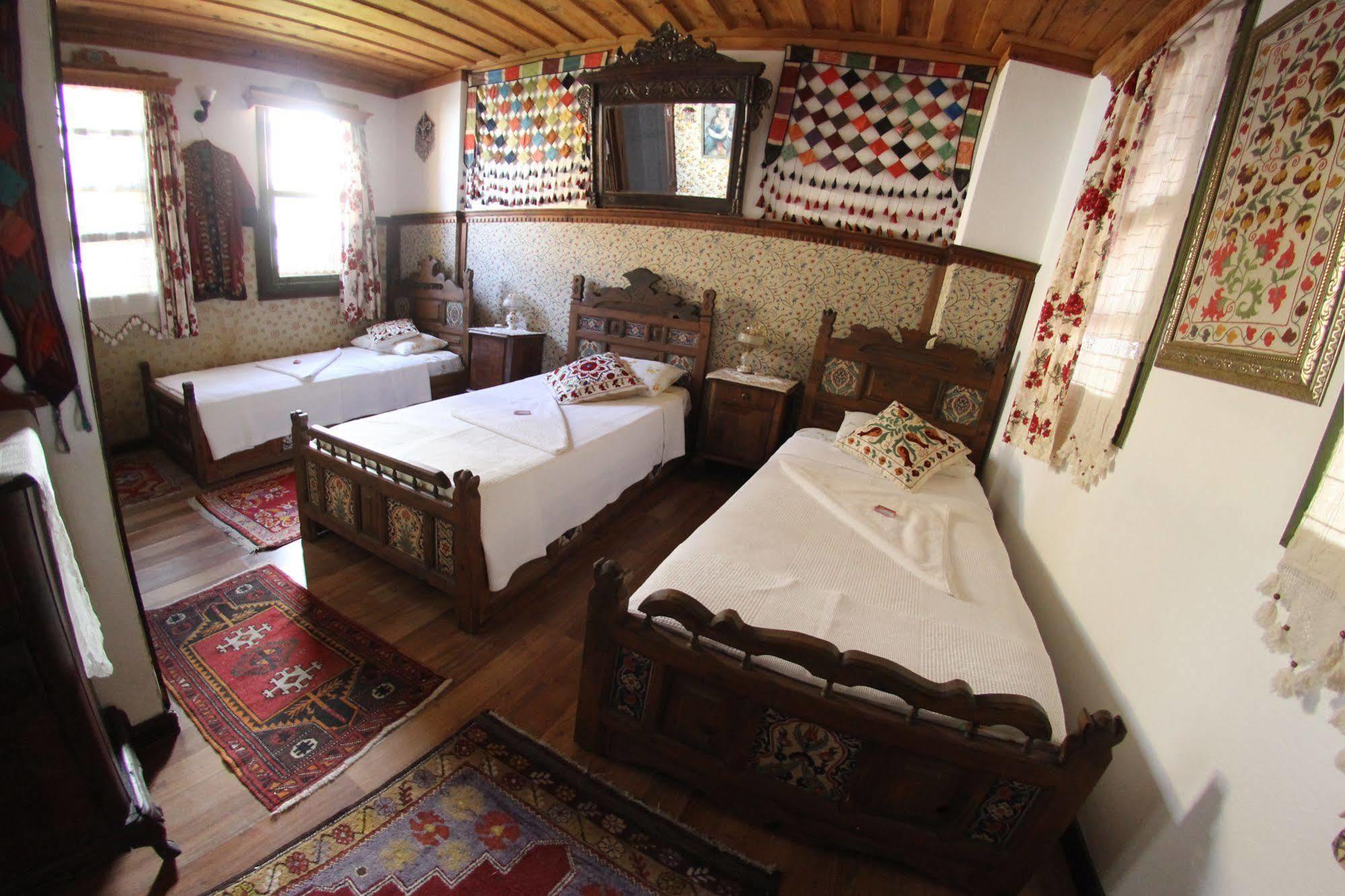 Homeros Pension & Guesthouse Selcuk ภายนอก รูปภาพ